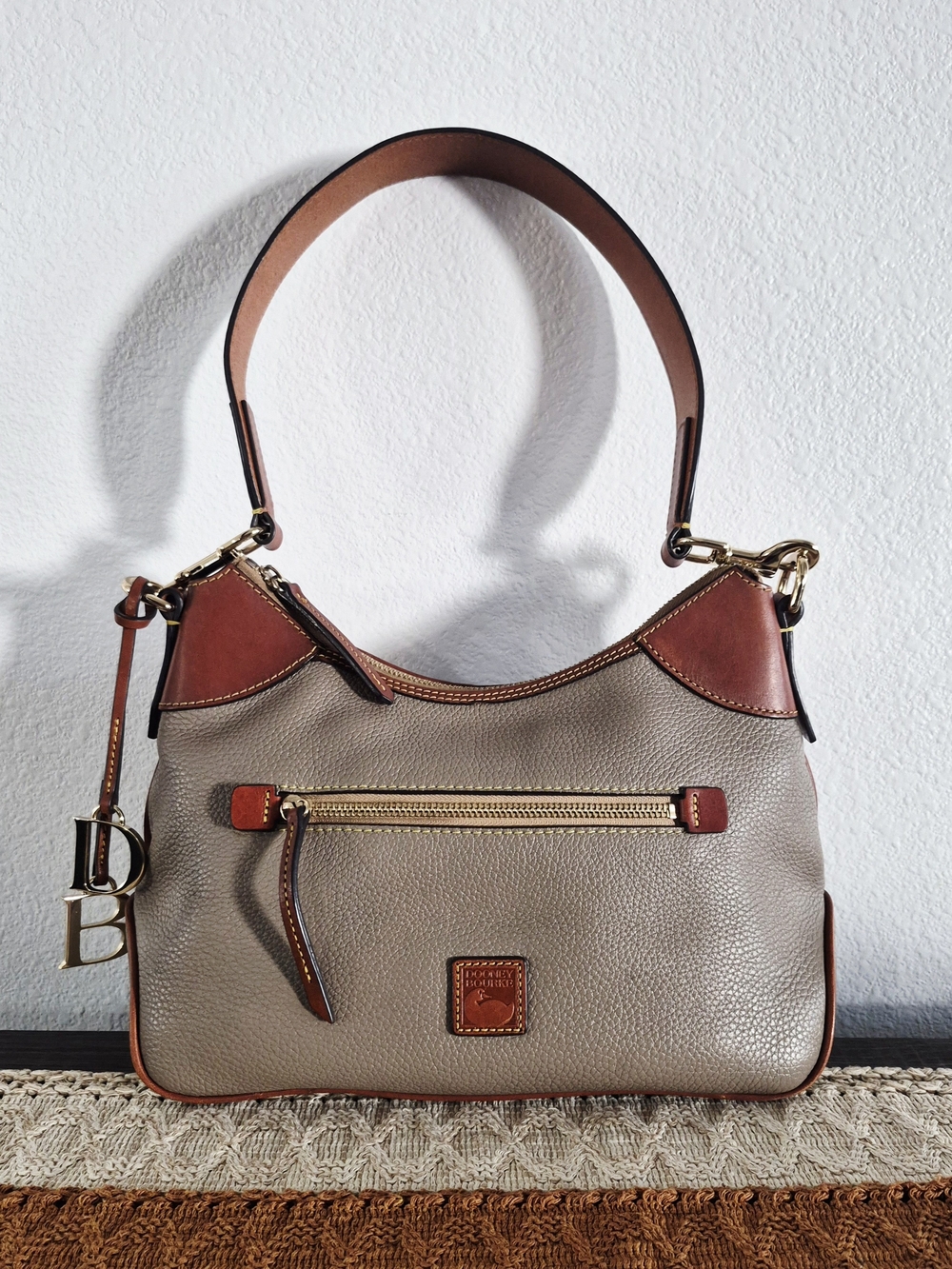 Dooney & Bourke Pebble Grain Small Hobo Bag Taupe British Tan Leather EUC